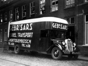Ford (collectie P. Sars. Bron: Oudetrucksenmeer.nl)