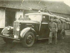 Renault, 1935
