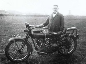 Harley-Davidson, 1925 (collectie Regionaal Archief Tilburg)