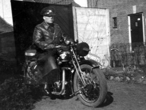 Triumph 500 cc, 1944 (collectie St. Zeelst Schrijft Geschiedenis)