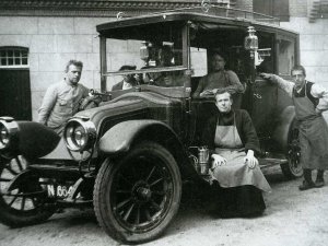 Auto van Huize Padua, c. 1925 (Collectie HKK Sint Achten op Boeckel)