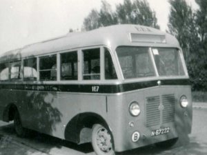 Bedford, 1946 (collectie NCAD, Verzameling S.O. de Raadt)