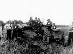 Poseren bij het werk (Collectie W. van Gils)