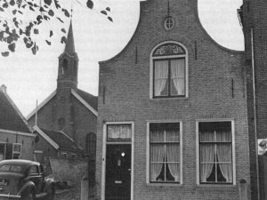 Ford Tudor 1938; (Bron: Het Ravelyn 2015)