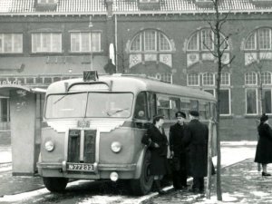 Guy, 1948 (collectie NCAD, Verzameling S.O. de Raadt)
