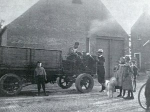 Hoek stoomwagen (bron: Rucphen in oude ansichten)