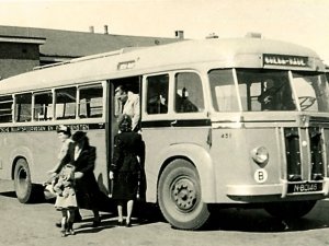 Kromhout, 1948 (collectie NCAD, Verzameling S.O. de Raadt)