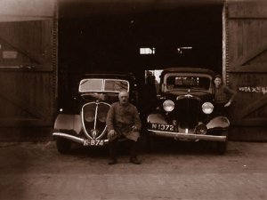 Peugeot 402 Légèr (coll. Heemkundekring Schijndel)