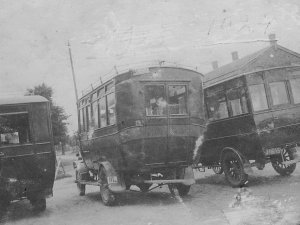N-1522 N-11643 T-Ford en Dixi (foto: © Van Asten. Bron: RHCe)