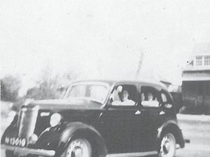 N-13019 Ford Prefect (bron: De vooroorlogse autogeschiedenis van Udenhout)