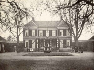N-15662 Peugeot (foto: firma Schreurs (v/h firma Stutz). Bron: Stadsarchief Breda)