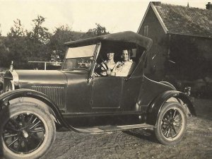Ford Runabout 1927 (collectie A. Zegwaard)