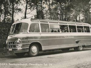 [aanvulling: bus is een Volvo met carrosserie van Roset ; zie reactie hieronder. Redactie]