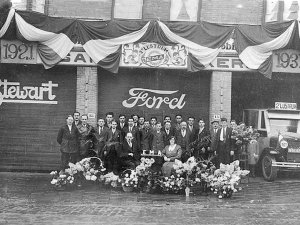 Ford (collectie heemkundekring Weerderheem)