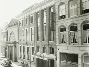Pontiac (foto: Fotopersbureau Het Zuiden; coll. Erfgoed 's-Hertogenbosch)