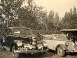 Foto: collectie X. van den Assum; Nash en DKW