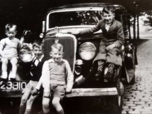 Ford (collectie G. van Esch-Martens)