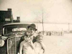 Opel Olympia, c. 1940 (collectie R. Rossmeisl)