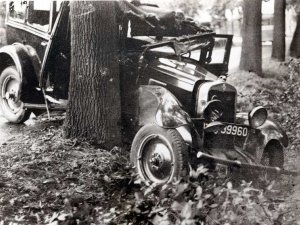 Chevrolet (Bron: Heemkundig Genootschap Castenray; RooyNet)