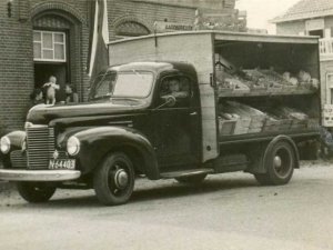 International (bron: collectie BHIC)