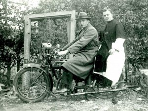 Gillet motorfiets 1922 (Collectie St. Het Uden-archief van Bressers)