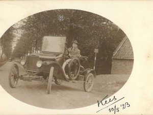 Ford (bron: Familiearchief Erven v.d. Eerenbeemt-Boon)