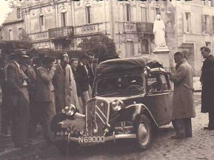 Citroën (foto: G. v.d. Reek. Collectie F.J. Martin)