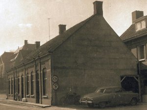 N-72275 Studebaker (bron: Schijndel Toen en Nu)