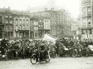 Overland (collectie Erfgoed 's-Hertogenbosch)