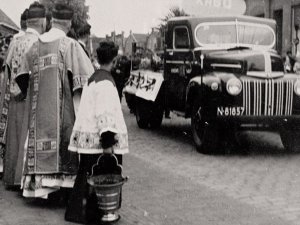 Ford (bron: Oude foto's van Dongen)
