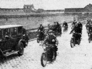 N-9017 Bron: De Telegraaf, 8 november 1927