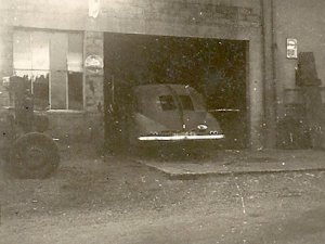De Tatra met gebroken achteras in Frankrijk (collectie G. Eras)