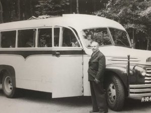 [aanvulling: Ford ; zie reactie hieronder. Redactie]Bron: 100 jaar Moergestel in beeld