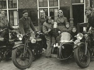 Royal Enfield en Zündapp (coll. M. Goossens)