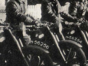 N-56254 Bron: Dagboek van een motor-ordonnans