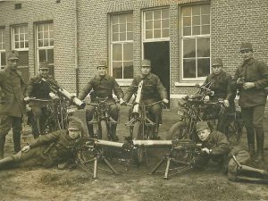 N-12954 Bron: coll. R. v.d. Brink
