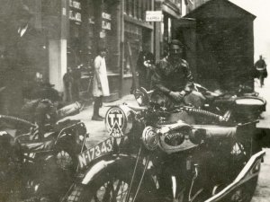 Triumph (bron: Familiealbum Hoppenbrouwers-Goverde)