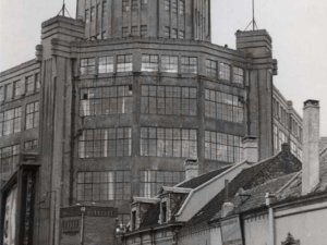 Opel (Bron: collectie Ted)