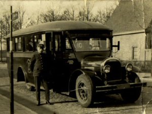 GMC (Bron: Stichting Eindhoven in Beeld)