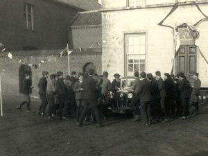 Morris (Bron: Nieuw Herlaer Historie)