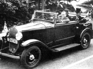 Opel (Bron: Kees van Endschot, Rondje Liesbos deel III, blz. 94)