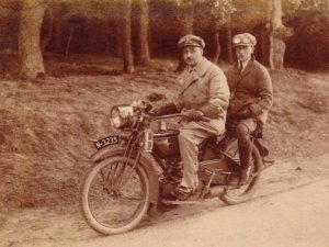Harley-Davidson (coll. J. Segers)