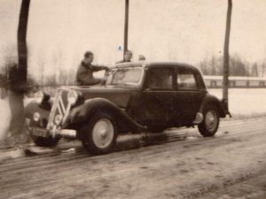 N-3372 Citroën Traction Avant (collectie A. van Thiel)