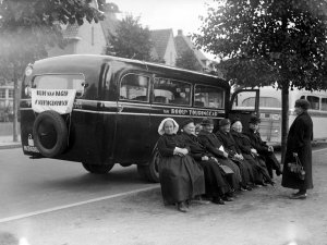 Studebaker (foto: Fotopersbureau Het Zuiden; coll. Erfgoed 's-Hertogenbosch)