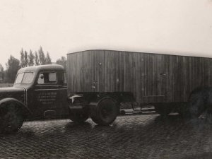 Jumbo aanhanger (bron: archief Lambert van der Meulen)