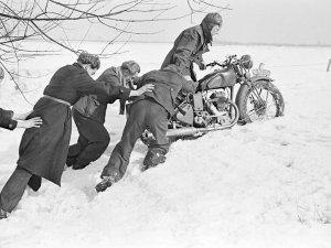 Royal Enfield (foto: D. Scholte; coll. Stadsarchief Oss)