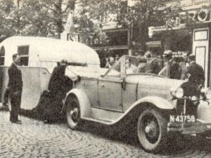 Ford (bron: Svět motorů auto revue)