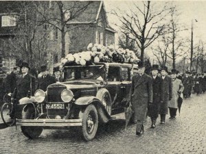Cadillac (Bron: ZB | Tijdschriftenbank Zeeland, Ons Zeeland, 28-11-1940)