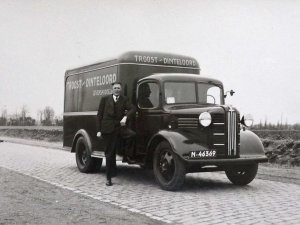 Ford 1931 (archief P. Pietjouw)