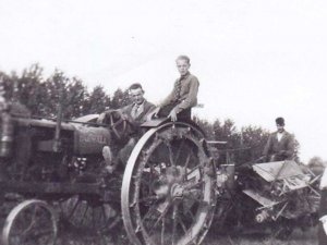 Farmall (bron: coll. HKK Land van Ravenstein)